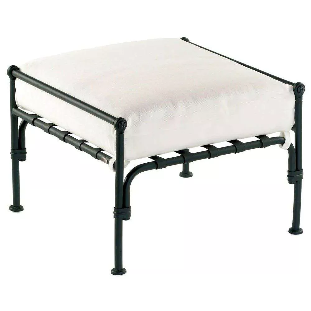 Kross Ottoman from Sifas
