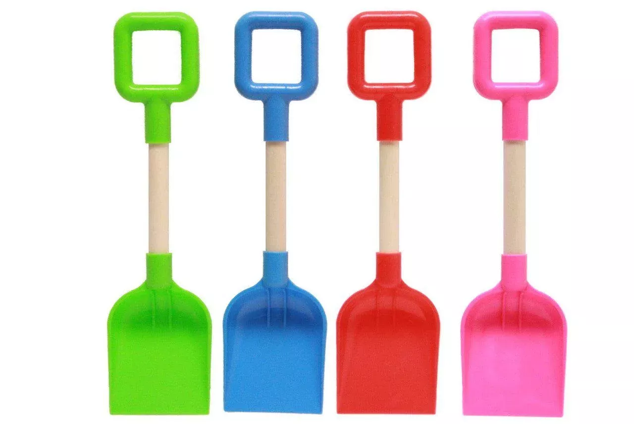 Spade Wooden Handle 15 Inches