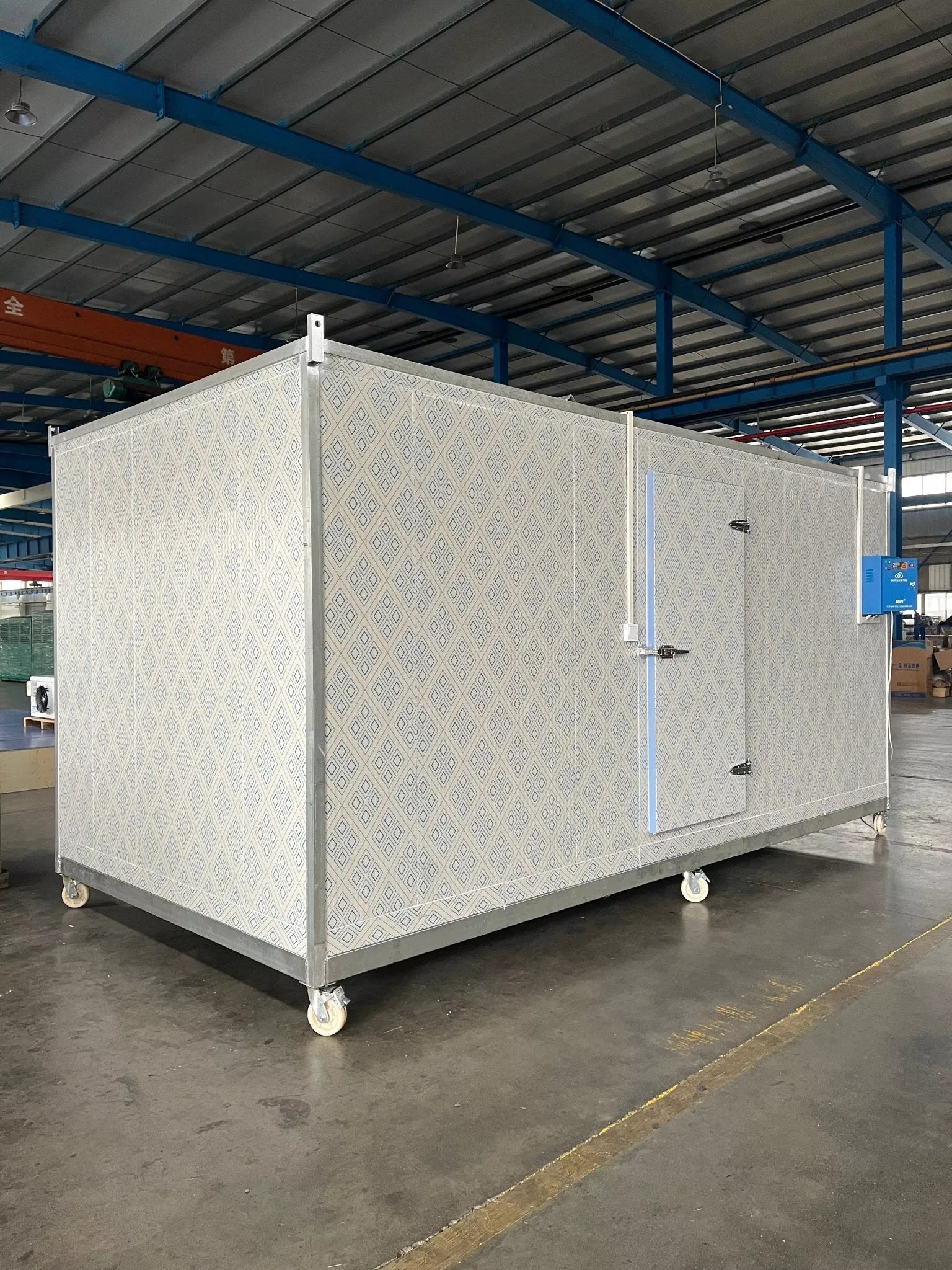 Walk-In Freezer, Chiller & Cooler Units – Commercial Sizes 6×8, 8x8, 10×10, 10×18 & 17×7 FT